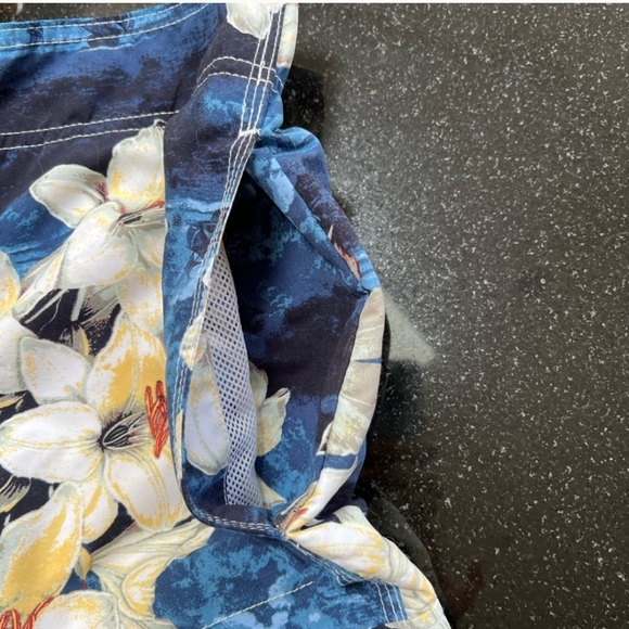 Island Shores Swim Shorts - Picture 6 of 9